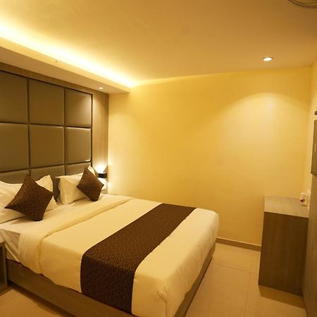 Hotel Boston Βομβάη Εξωτερικό φωτογραφία