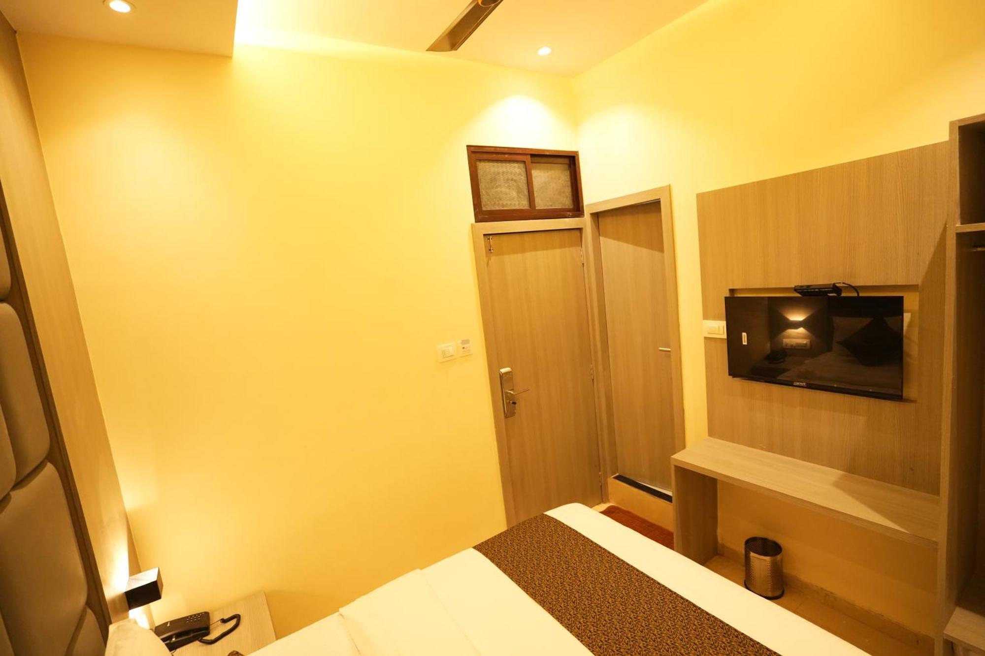 Hotel Boston Βομβάη Εξωτερικό φωτογραφία