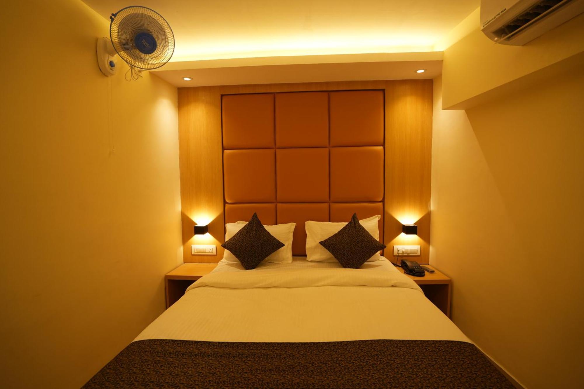 Hotel Boston Βομβάη Εξωτερικό φωτογραφία