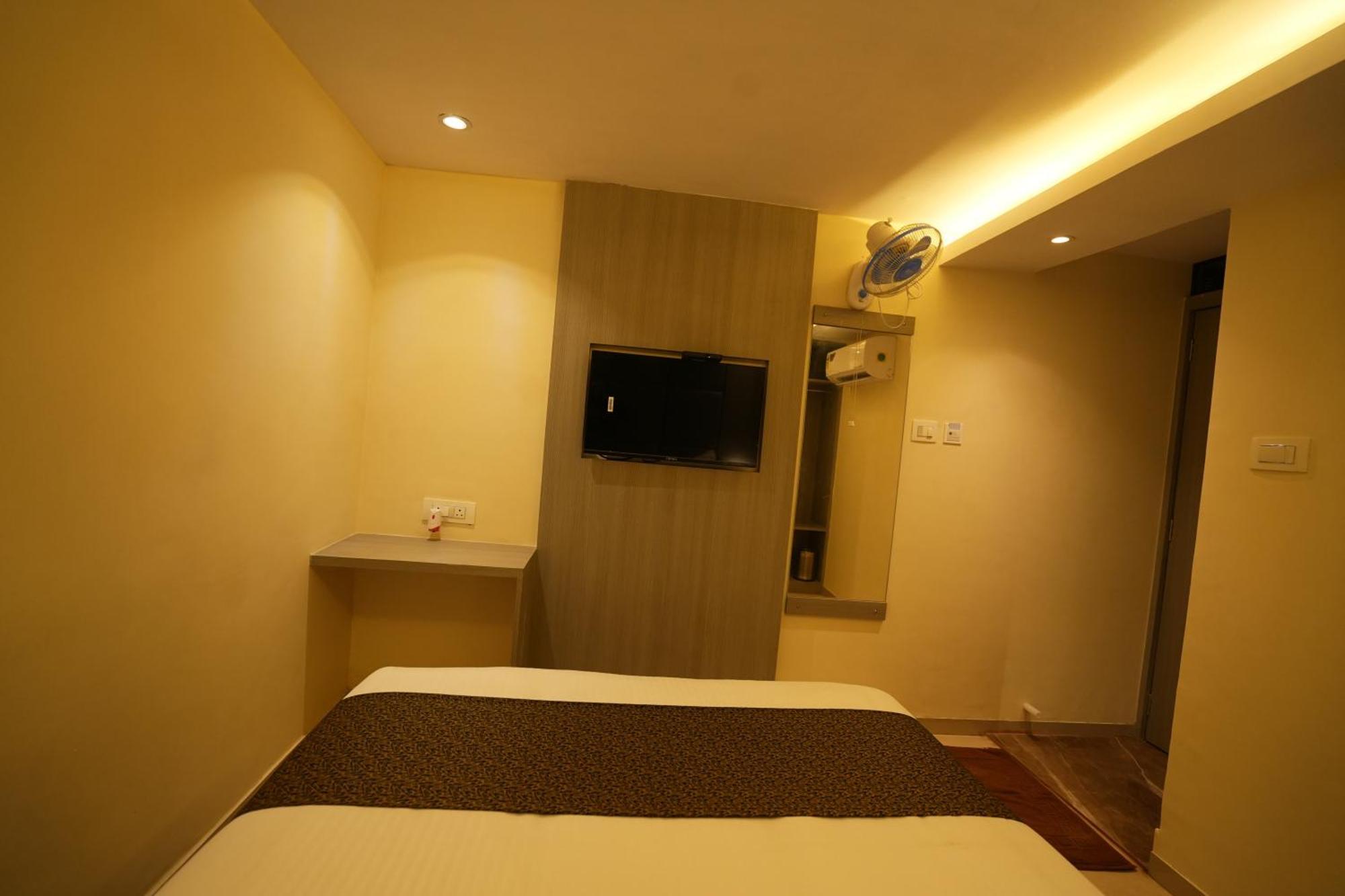Hotel Boston Βομβάη Εξωτερικό φωτογραφία