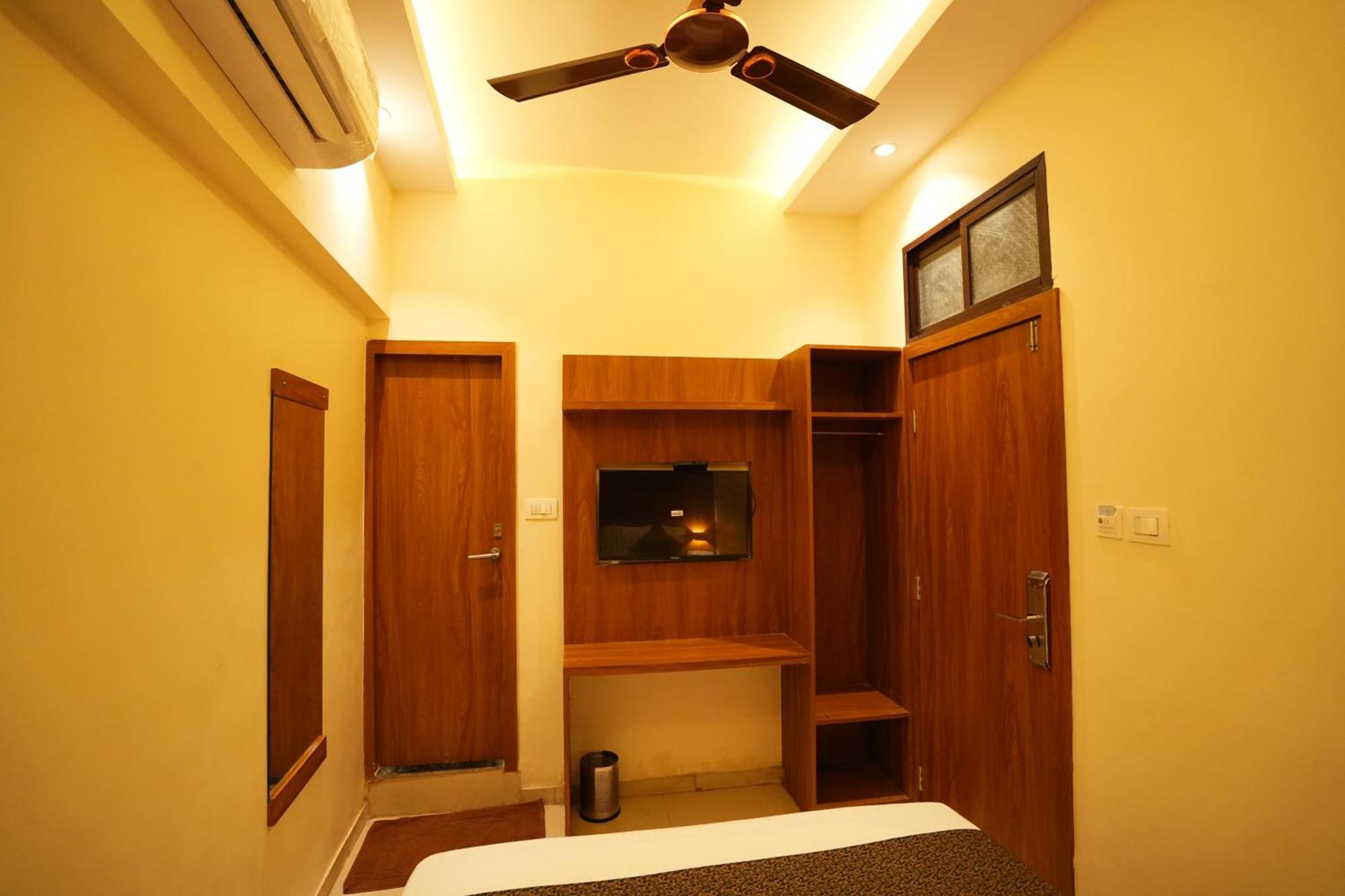 Hotel Boston Βομβάη Εξωτερικό φωτογραφία