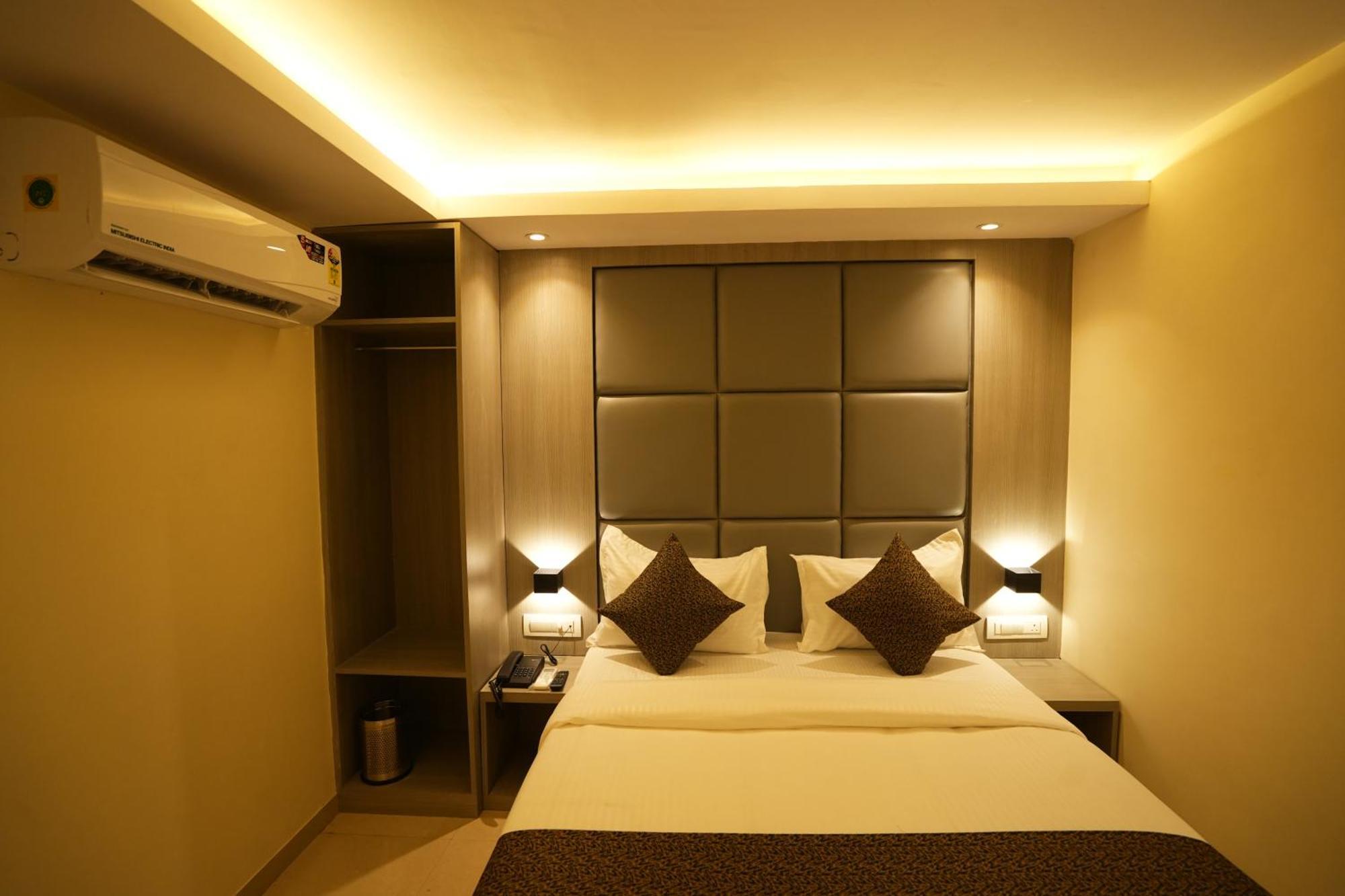 Hotel Boston Βομβάη Εξωτερικό φωτογραφία