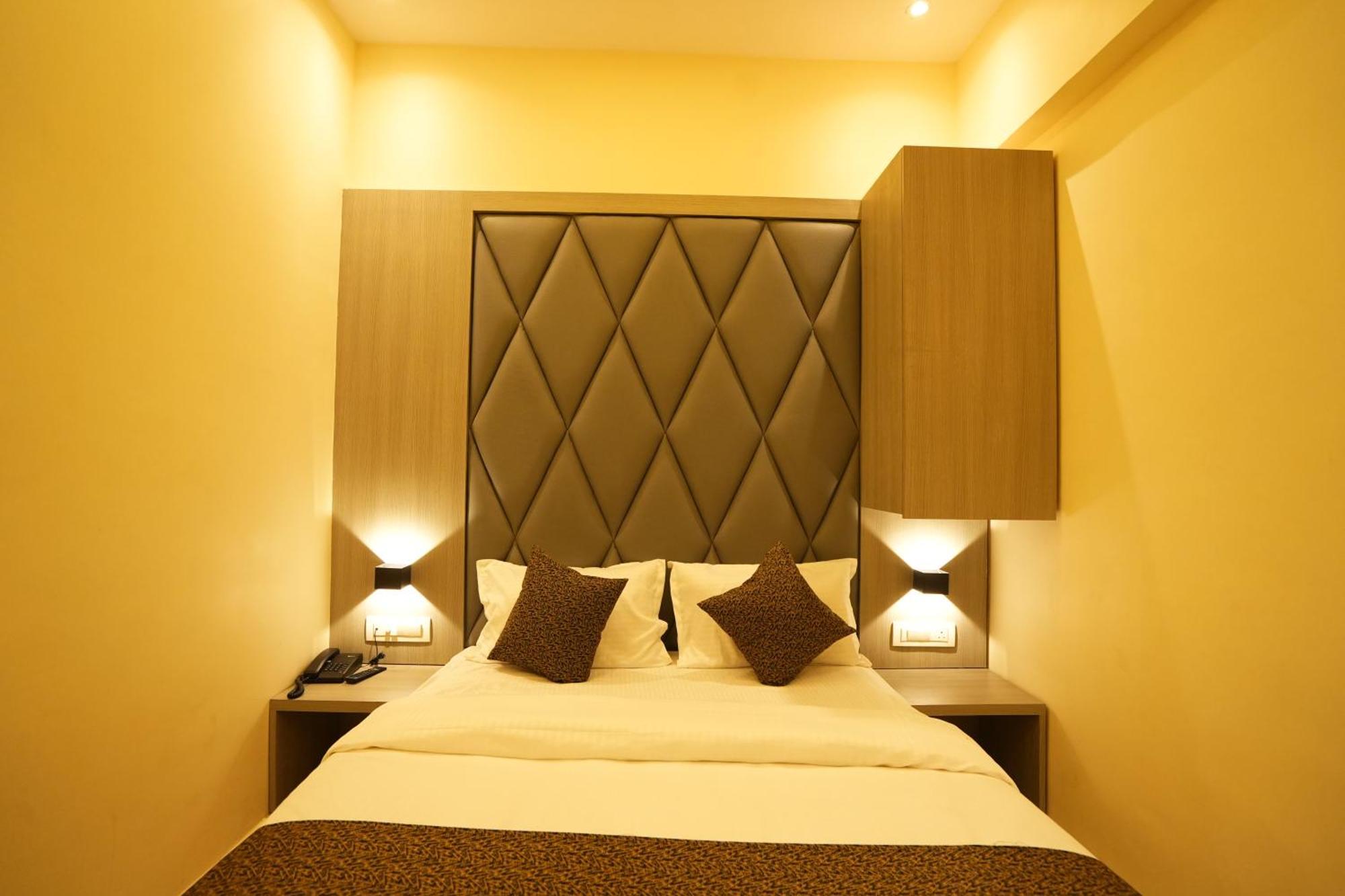 Hotel Boston Βομβάη Εξωτερικό φωτογραφία